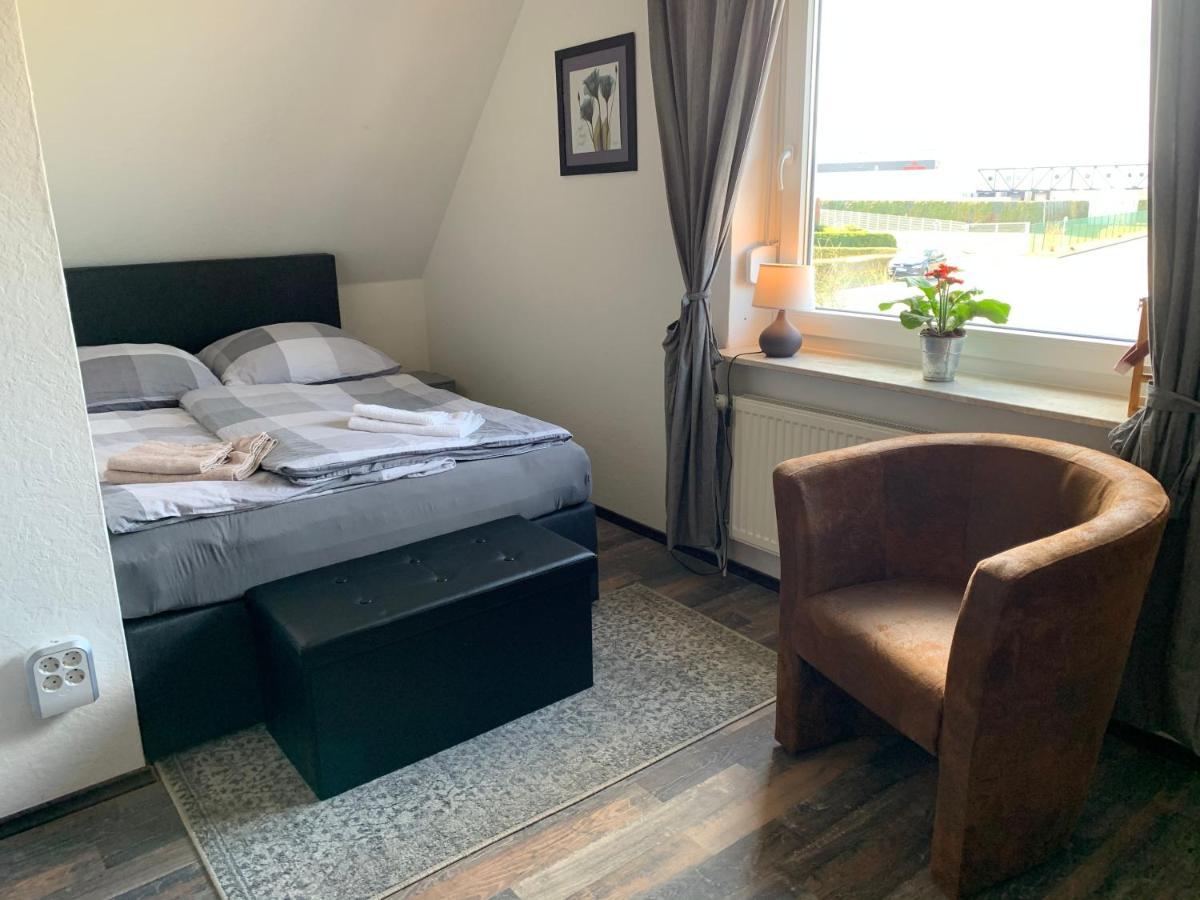 Privates Ferienzimmer An Der Nordsee Husum (Schleswig-Holstein) Exterior foto